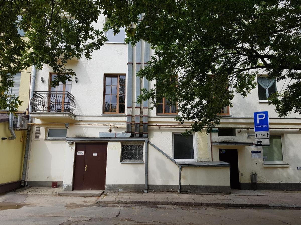 Barrister'S Apartments With Fireplace Siauliai  Exterior photo